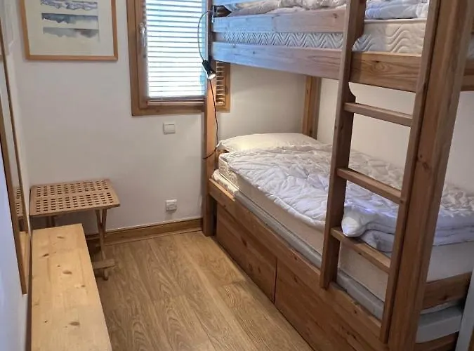 Les Granges 13 6-8 Person Apartman *