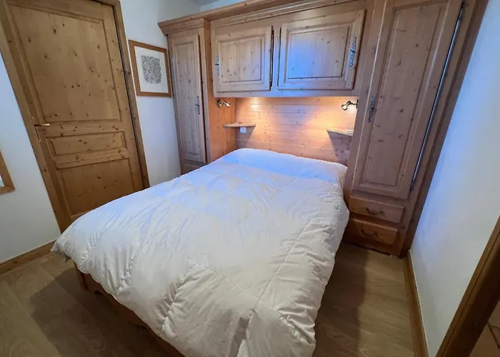 Les Granges 13 6-8 Person * La Plagne