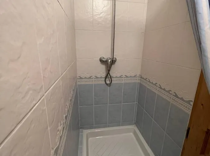 Les Granges 13 6-8 Person Apartman *