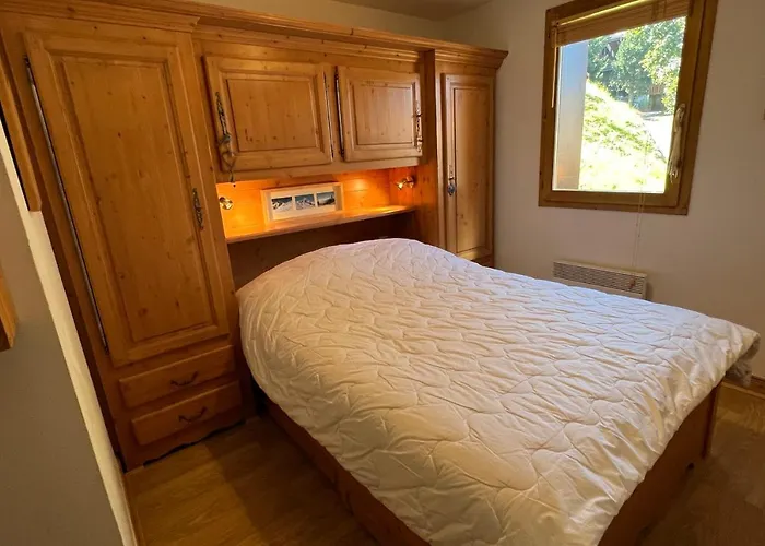 Les Granges 13 6-8 Person 拉普拉涅